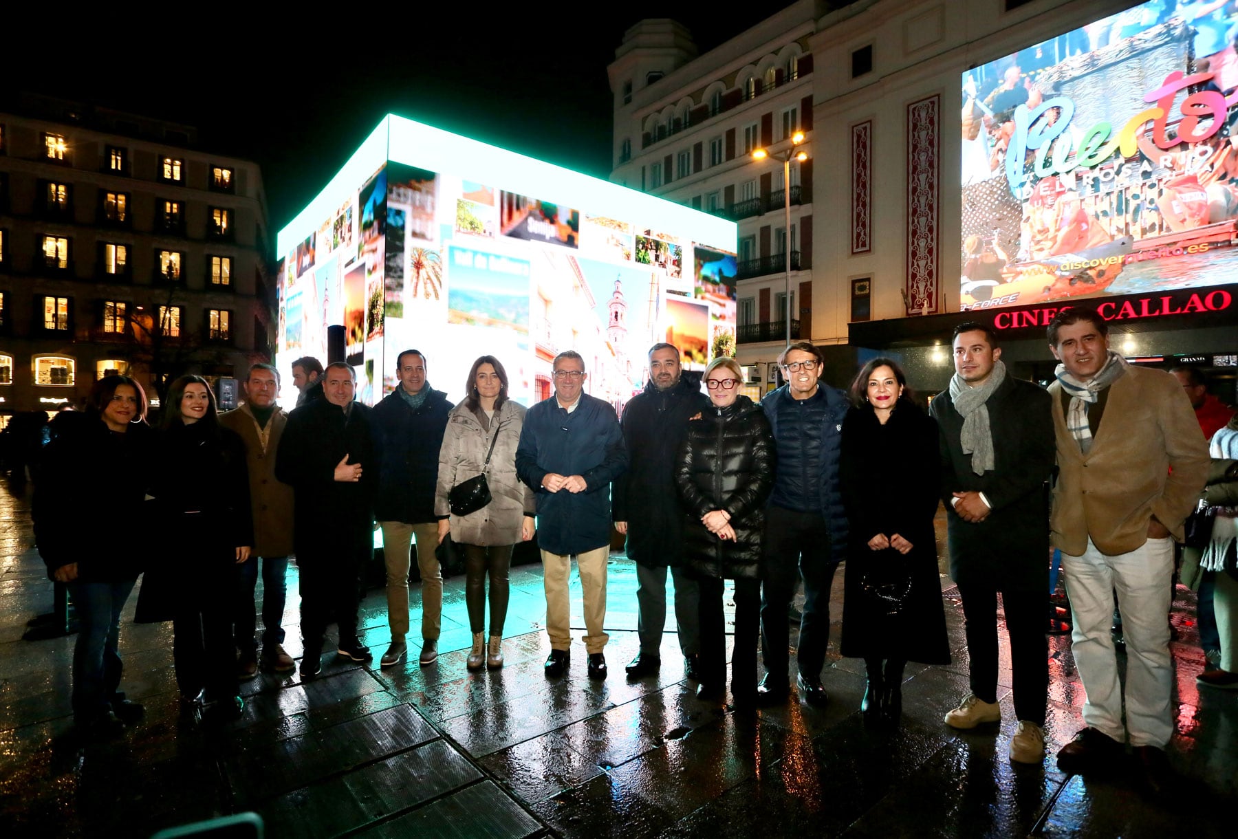 La iniciativa turística de los atractivos de la provincia de Alicante se ha ubicado en plena Plaza Callao de Madrid