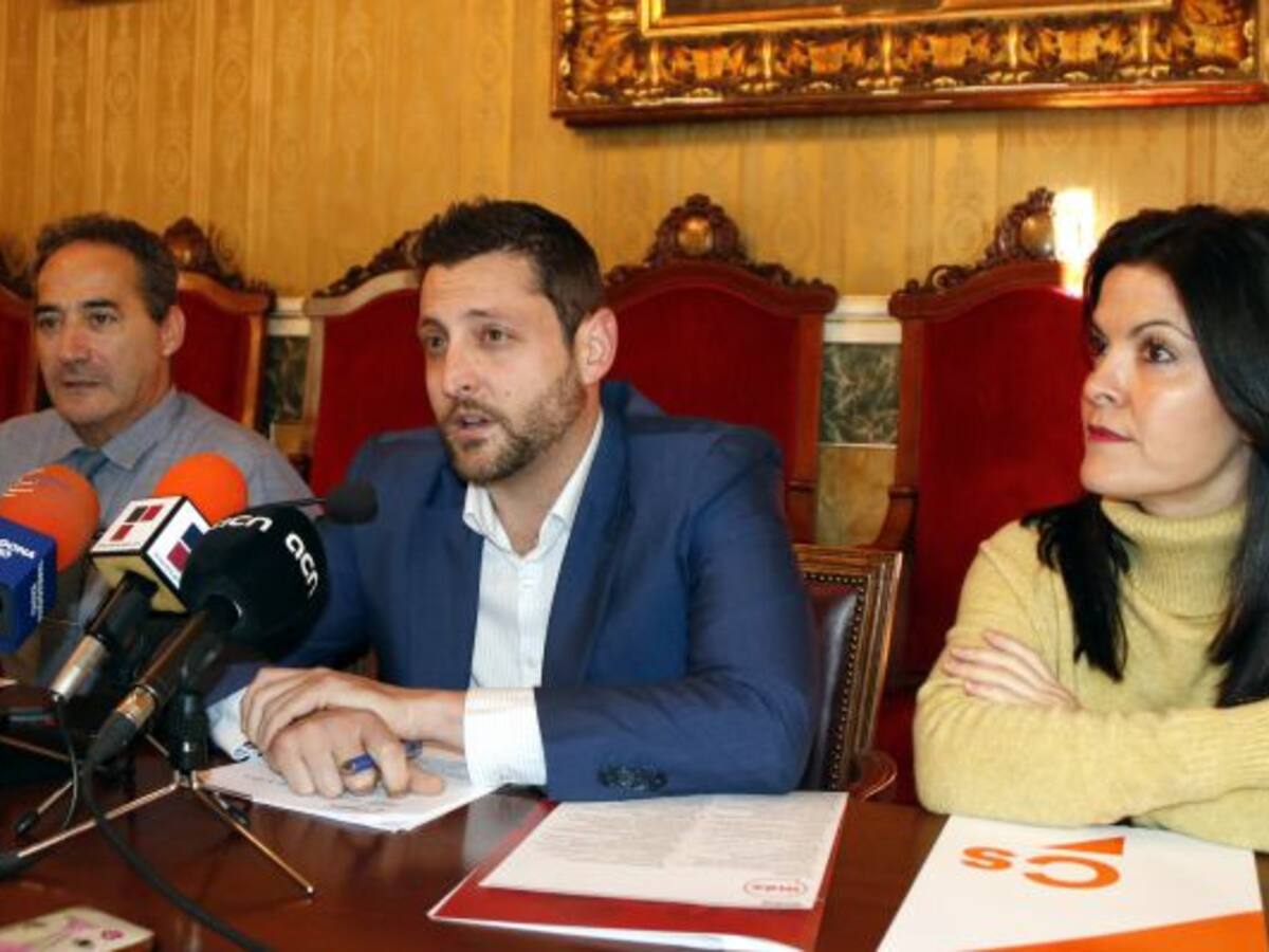 Viñuales es presentarà a les primàries de Ciutadans per tornar a ser cap de llista