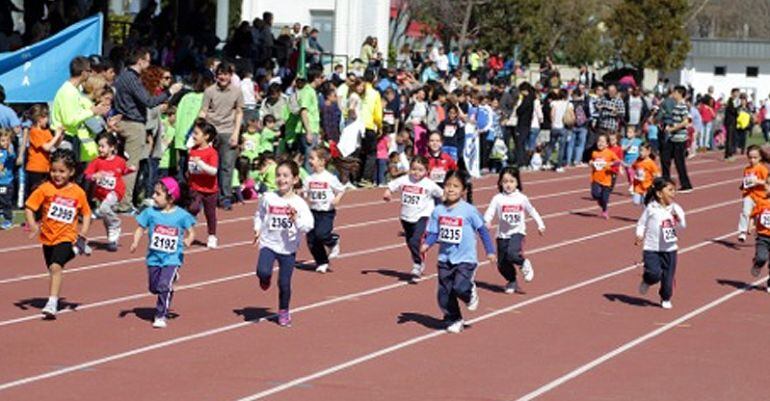 El Club Atletismo Popular organiza el XXXI Torneo Intercentros de Atletismo en Alcobendas 