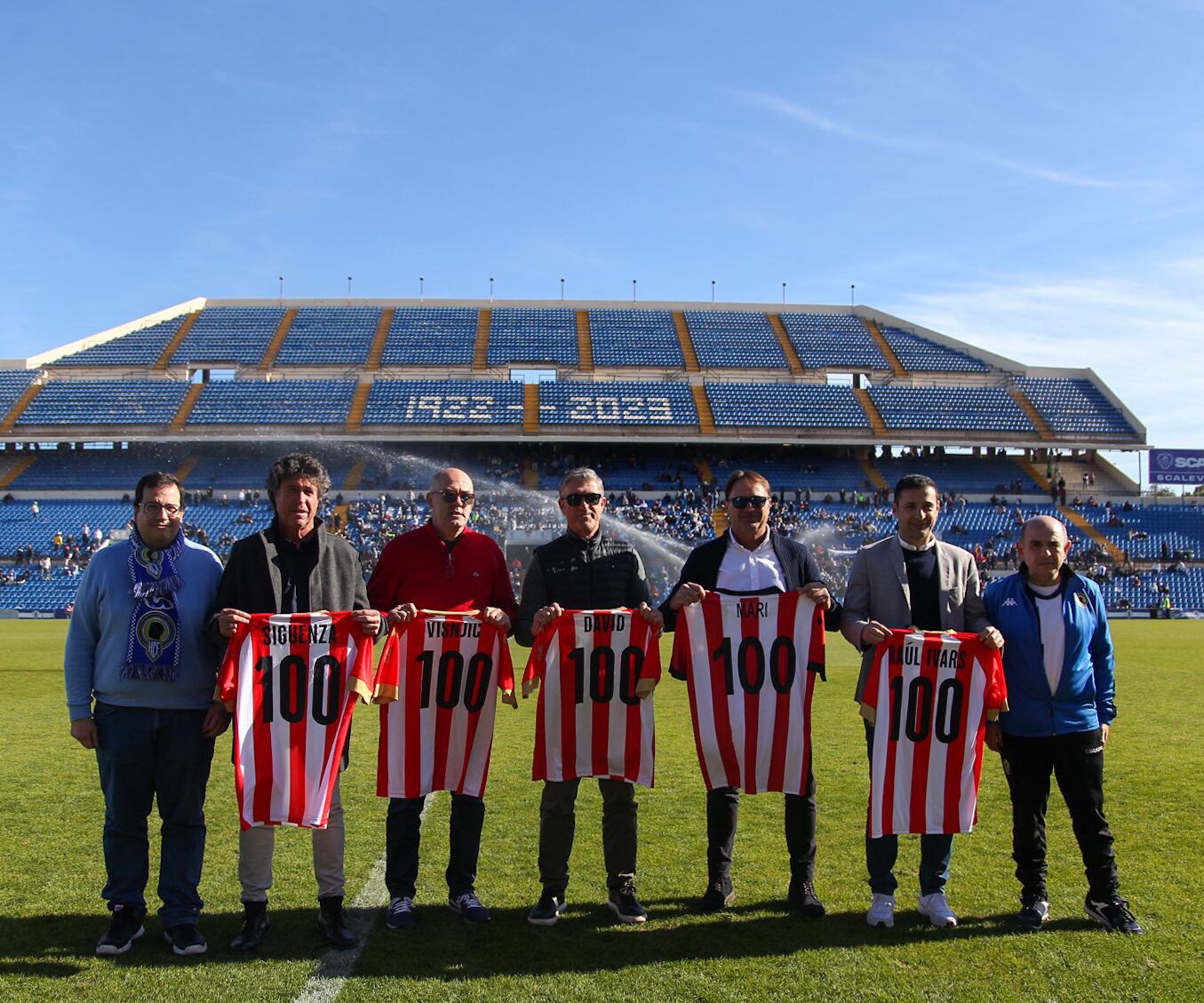 Homenaje a los jugadores del ascenso a Primera División 1996