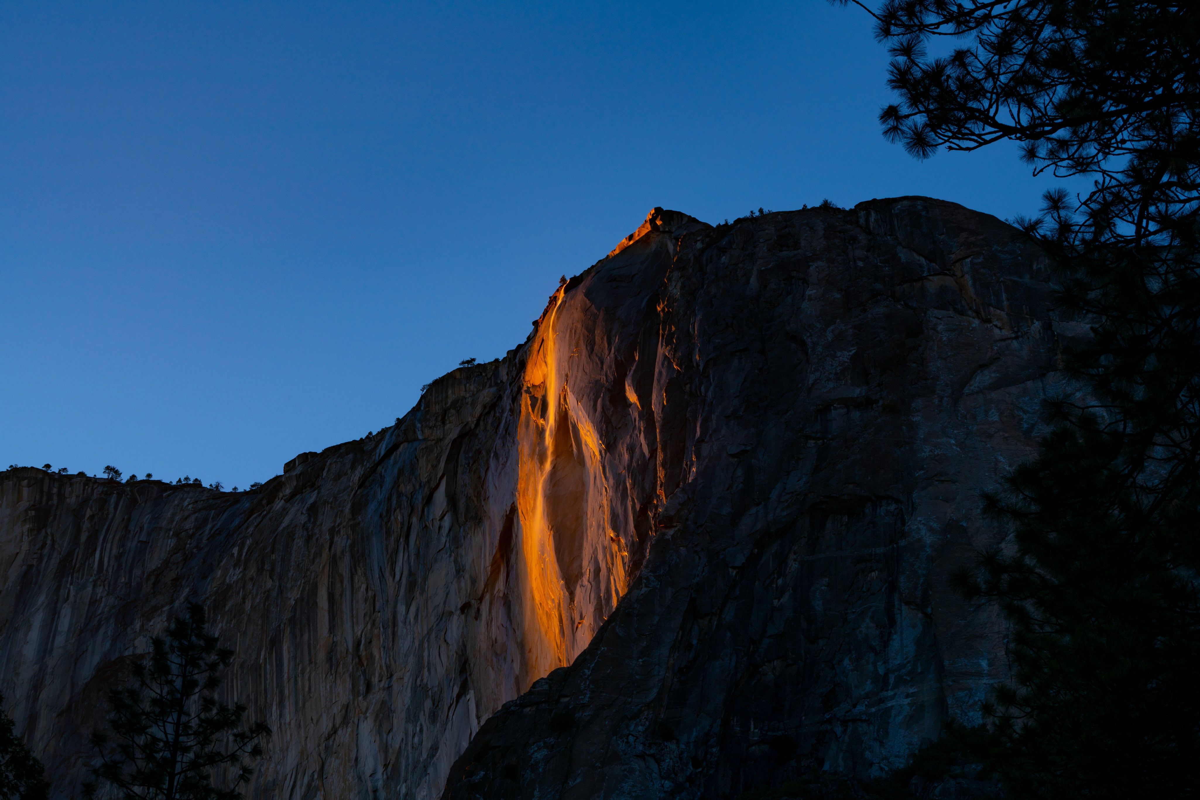 Cascada de fuego de Yosemite.