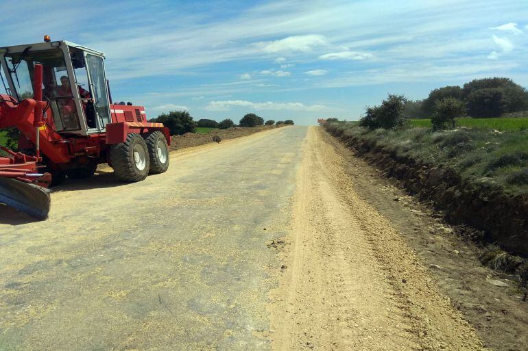 Carretera que une Castrillo de Sepúlveda con la vía autonómica de Sepúlveda a Peñafiel