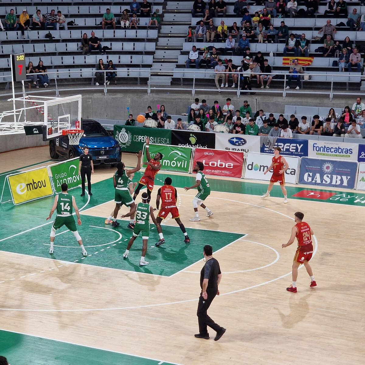Fernando Lascorz se muestra satisfecho con la ilusión que ha generado el Peñas en el playoff