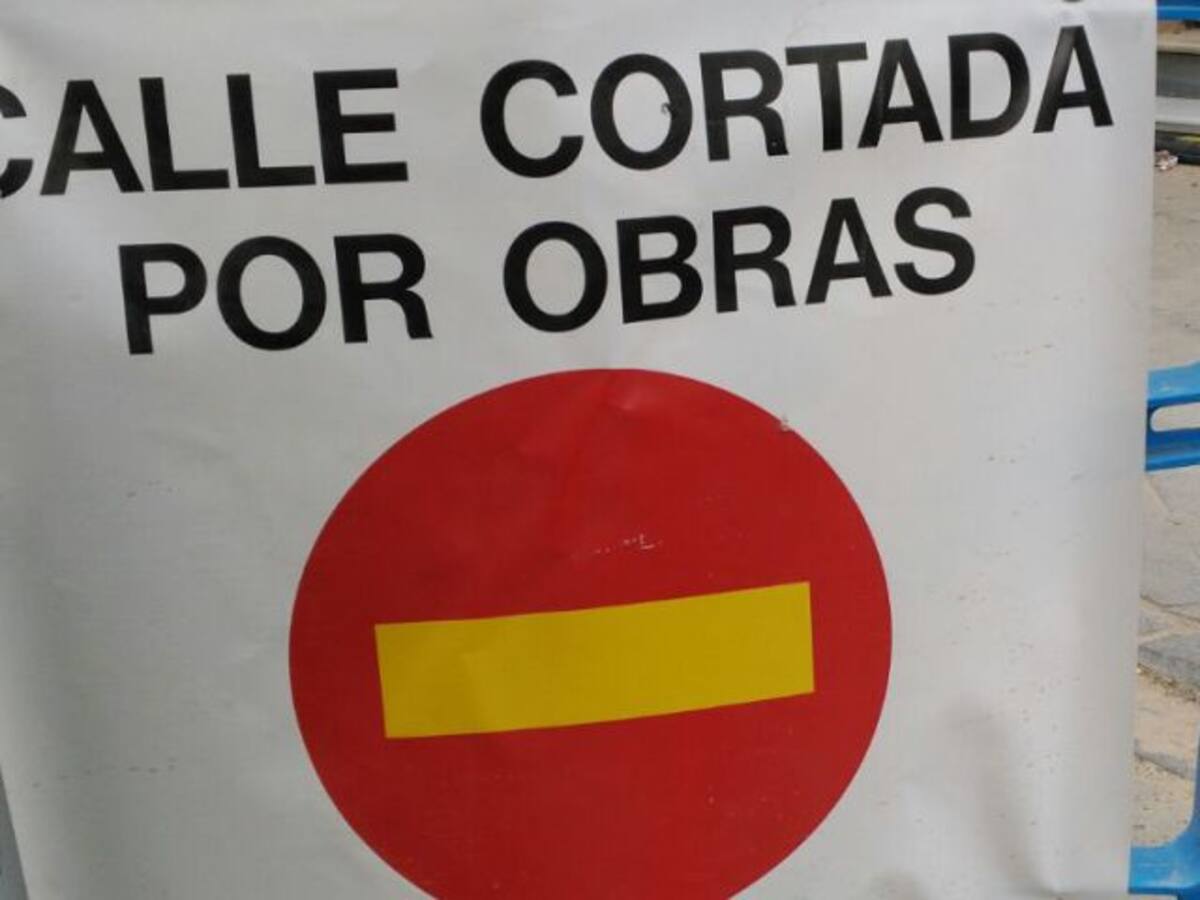 Las calles Muelle, Pérez de Oliva, San José y Almería están hoy cortadas