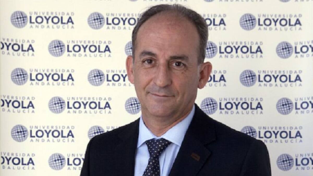 Hoy por Hoy Córdoba. Firma de Gabriel Pérez Alcalá. Un llamamiento al futuro