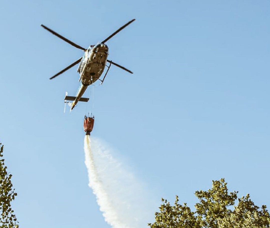 Helicóptero antiincendios