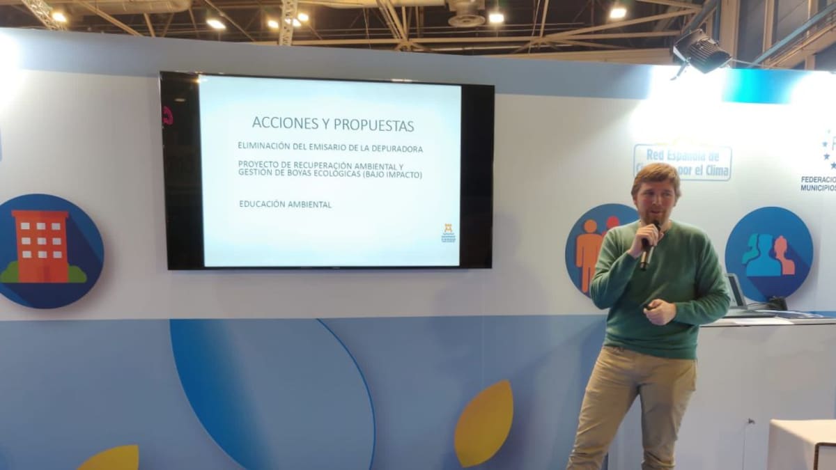 Vila y Sant Antoni reclaman la implicación de otras administraciones para proteger la posidonia