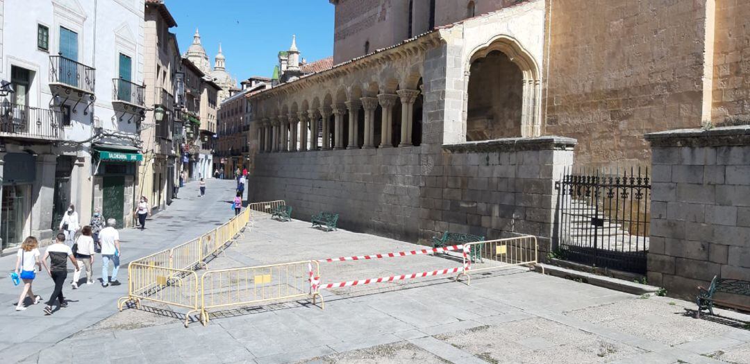 Riesgo de desprendimientos en la torre de San Martín