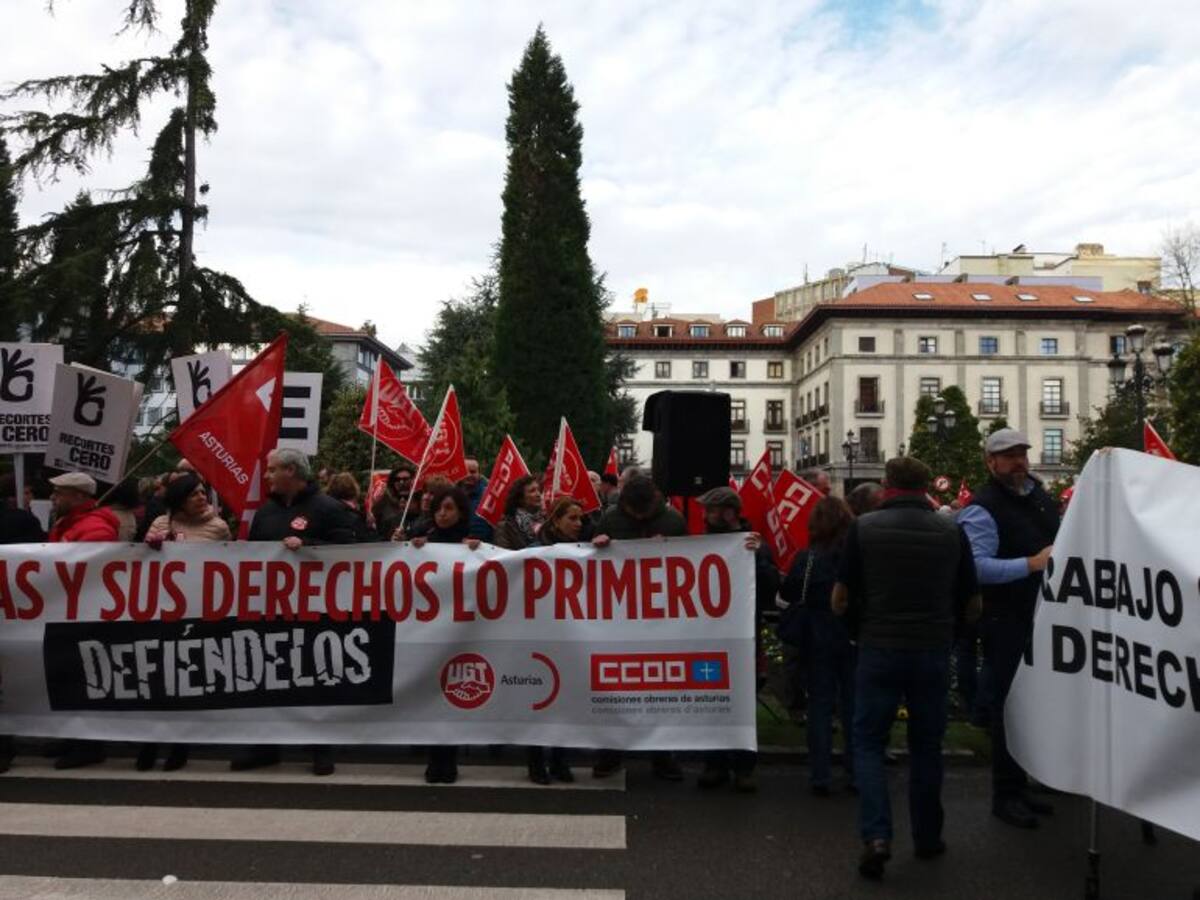 Asturias se suma a las movilizaciones para denunciar la falta de diálogo social de Rajoy