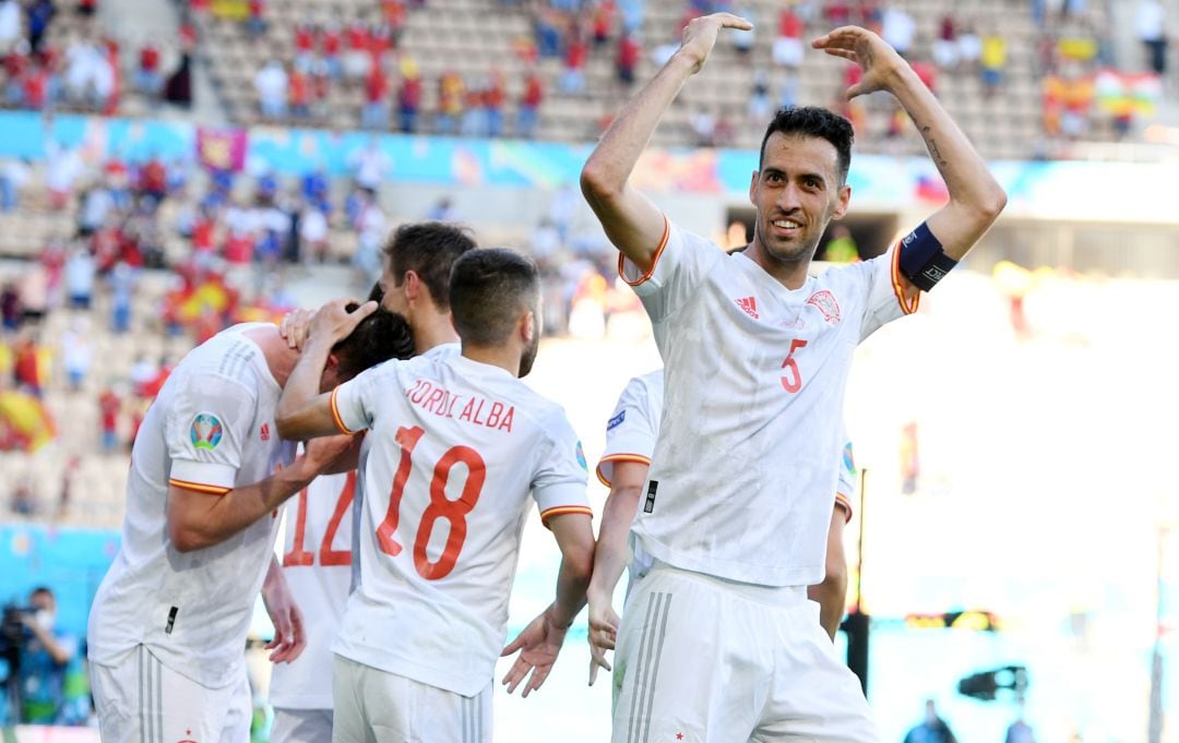 Sergio Busquets celebró uno de los goles