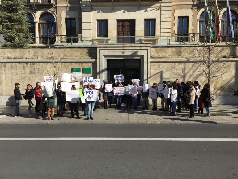 Protesta alumnos Escuela Oficial de Idiomas