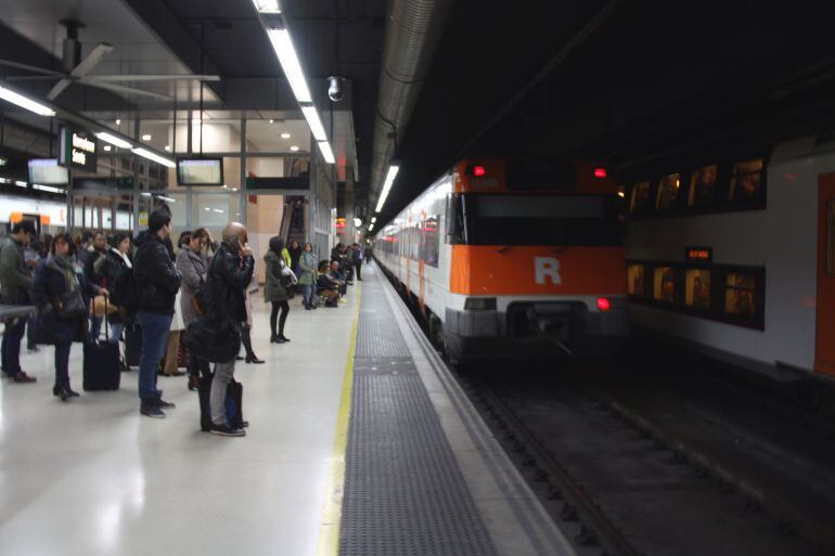 Una comissió del Congrés dels Diputats estudiarà quines vies de tren podria gestionar la Generalitat de Catalunya