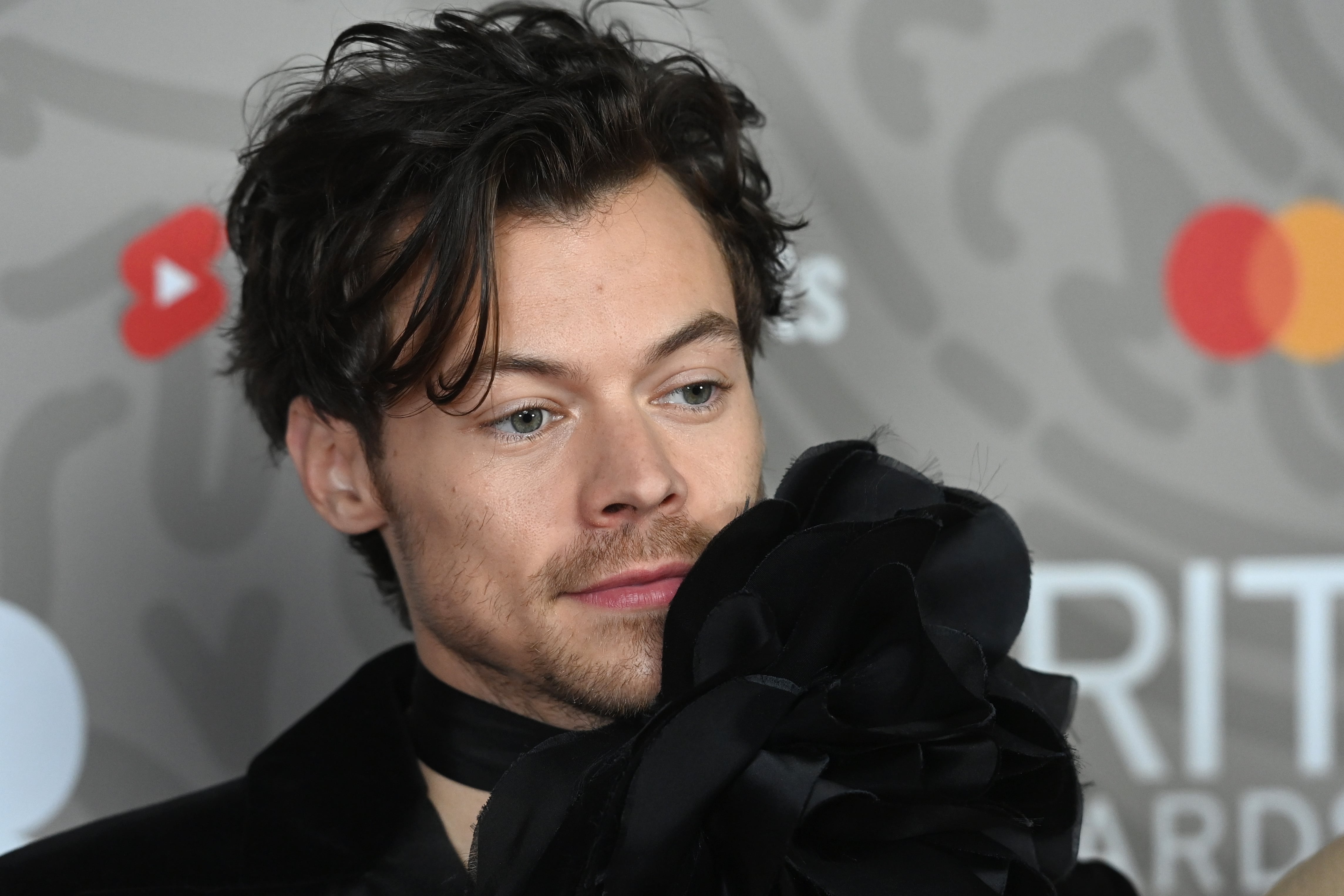 Harry Styles hace estallar las redes con su cambio de look . (Photo by Dave J Hogan/Getty Images)