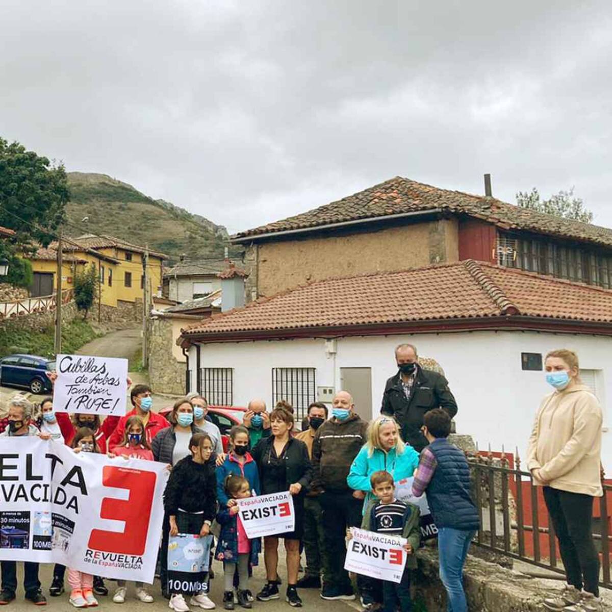La Revuelta de la España vaciada reclama viviendas dignas en igualdad para los pueblos