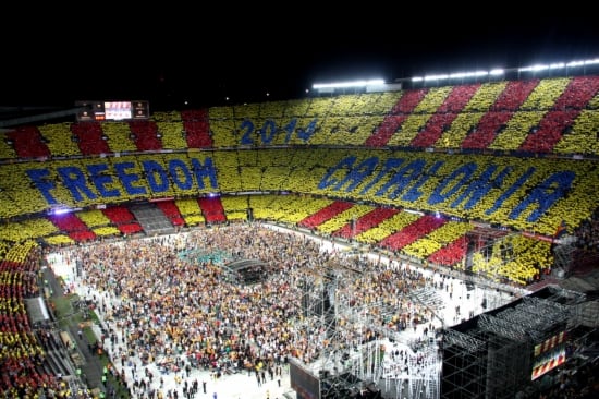 Mosaico en el Camp Nou durante el &quot;Concierto por la libertad&quot;