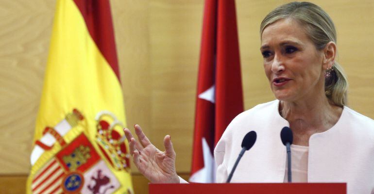 Cristina Cifuentes en la presentación de la Estrategia de Turismo a la que también ha acudido el alcalde de Colmenar Viejo 