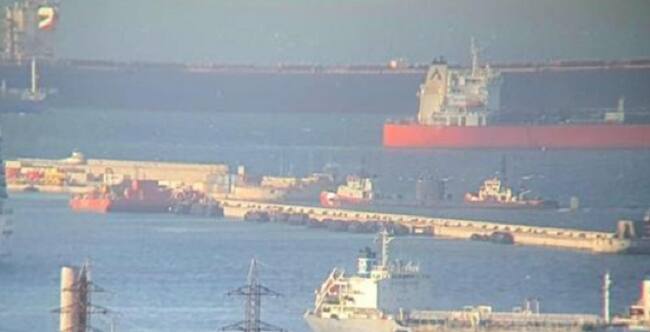 Submarino HMS Triumph en Gibraltar