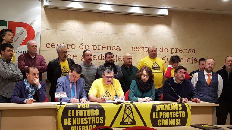 Rueda de prensa antifracking