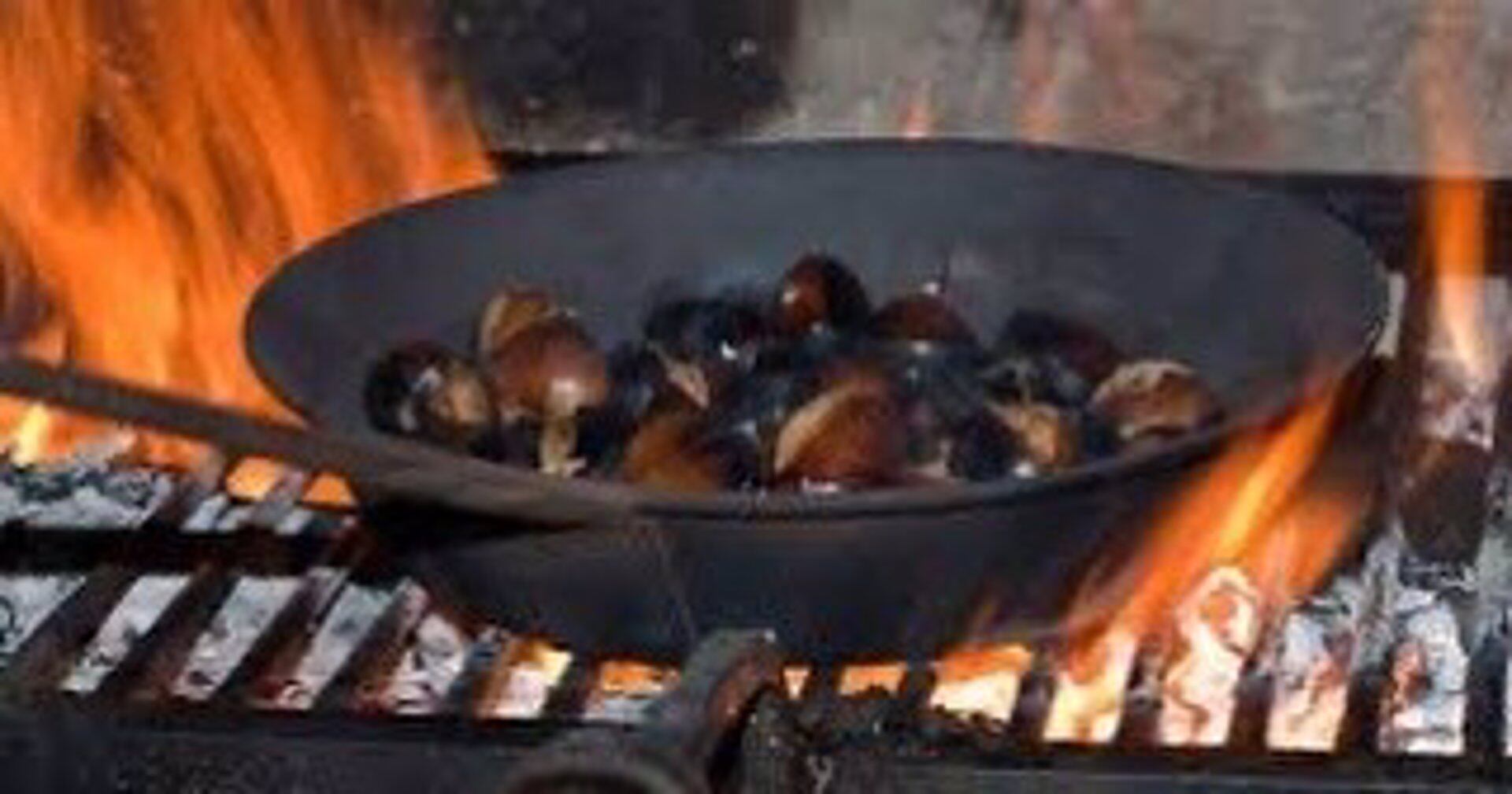 Tostón de castañas en Casares