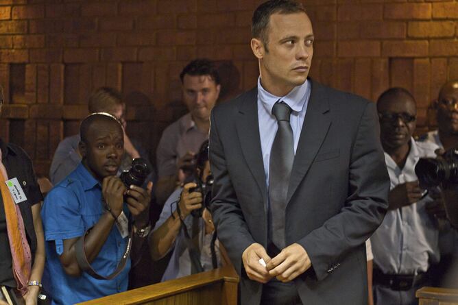 El atleta sudafricano Oscar Pistorius, acusado del asesinato de su novia, la modelo Reeva Steenkamp.