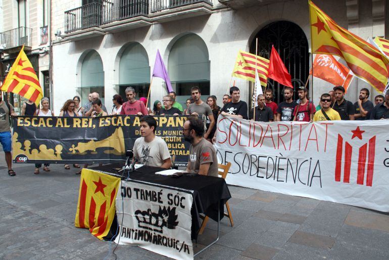 Un moment de la compareixença en la que es va anunciar que recorreran la sentència del TC a Estrasburg.
