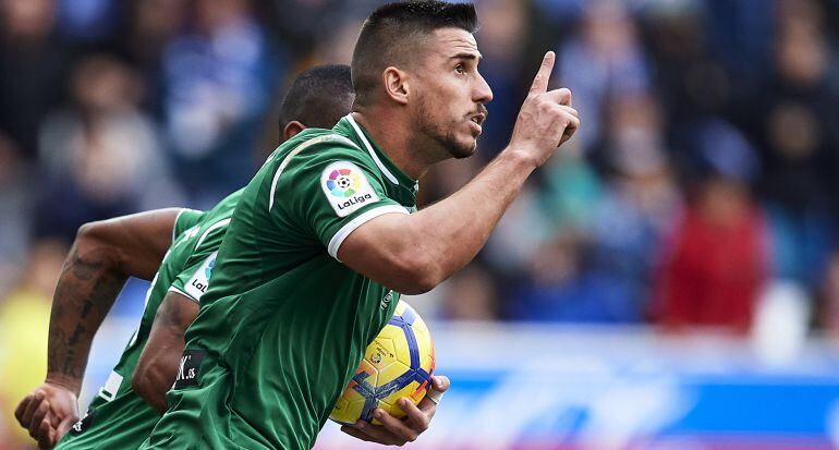 Gabriel celebra su gol en Vitoria