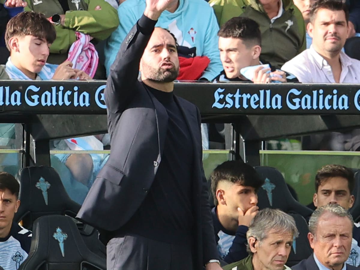 Claudio Giráldez: "El que no crea en la remontada que no venga a Balaídos"