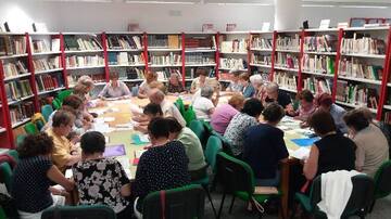 El ejercicio de la lectura en los clubes de la biblioteca pública de Cuenca