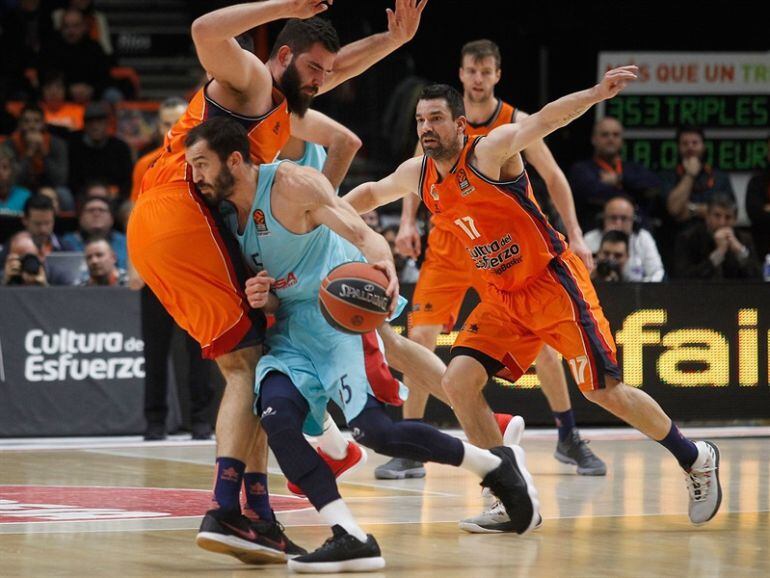 Pau Ribas se vuelve a cruzar en el camino del Baskonia.