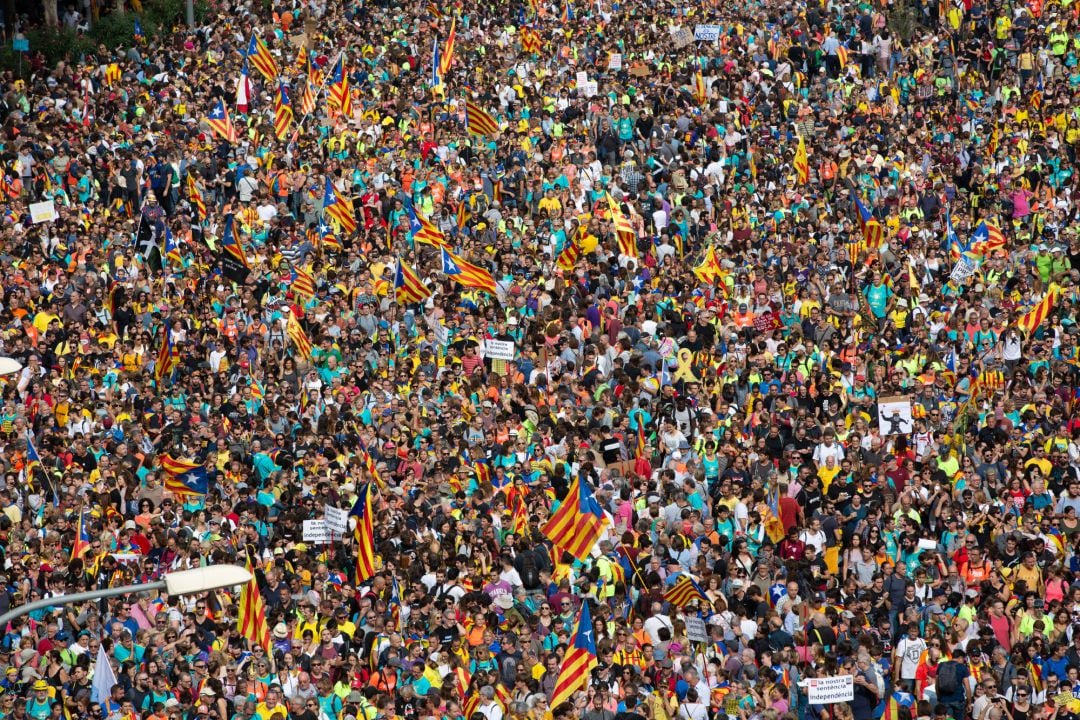 Llegada de las columnas de Berga y Vic, que forman parte de &#039;Las Marchas por la Libertad&#039; iniciadas a raiz de la sentencia del &#039;procés&#039;, a la Meridiana-Fabra i Puig de Barcelona.