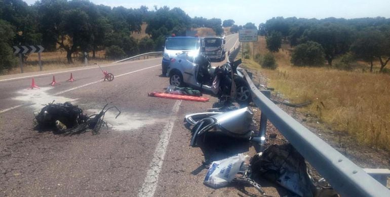 Estado en el que quedó el coche tras el accidente. 