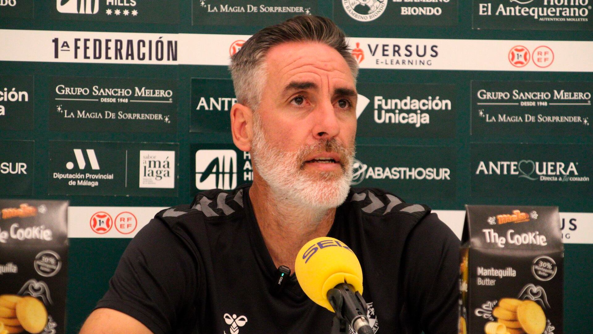 Abel Gómez, entrenador del Antequera CF, en rueda de prensa