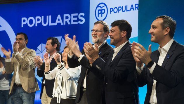 Rajoy, junto al nuevo alcalde de Alicante