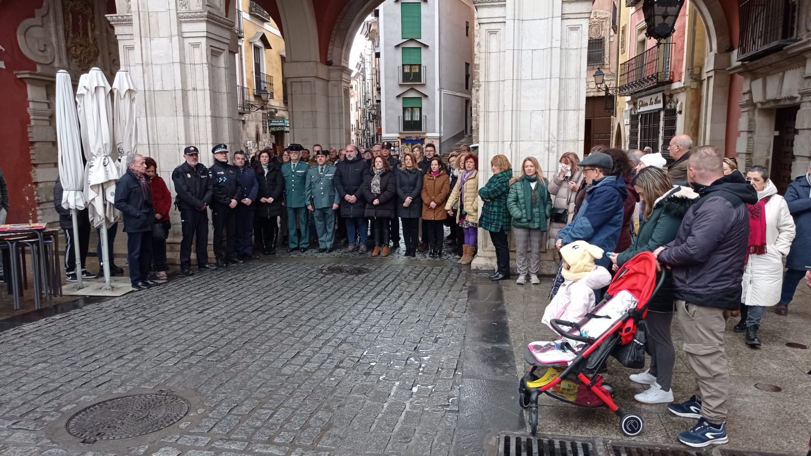 En Cuenca se han celebrado concentraciones bajo los arcos del Ayuntamiento o en la Diputación