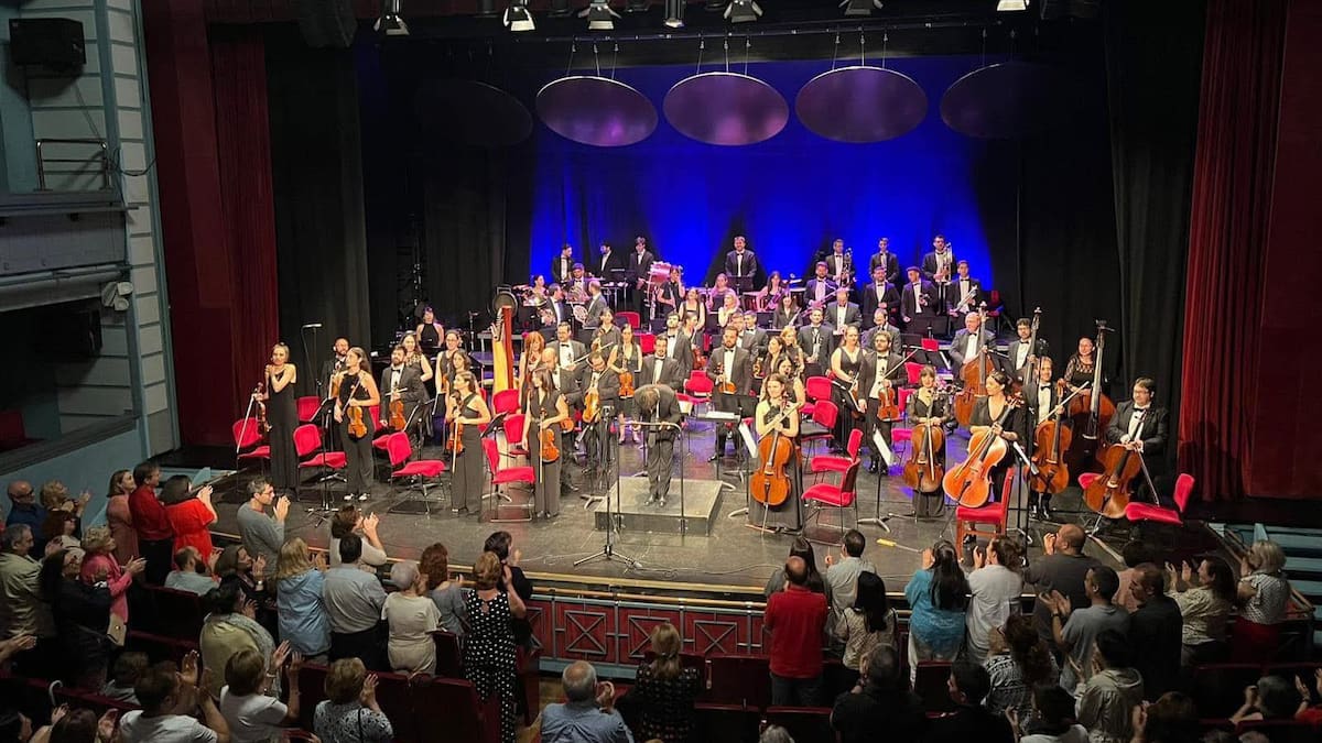 Entrevistamos a Carlos Díez, director artístico de la OSCG, y Carlos Oropesa, director gerente