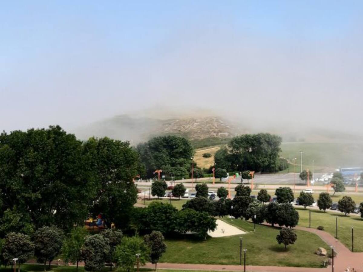 La niebla trunca el día de playa en A Coruña