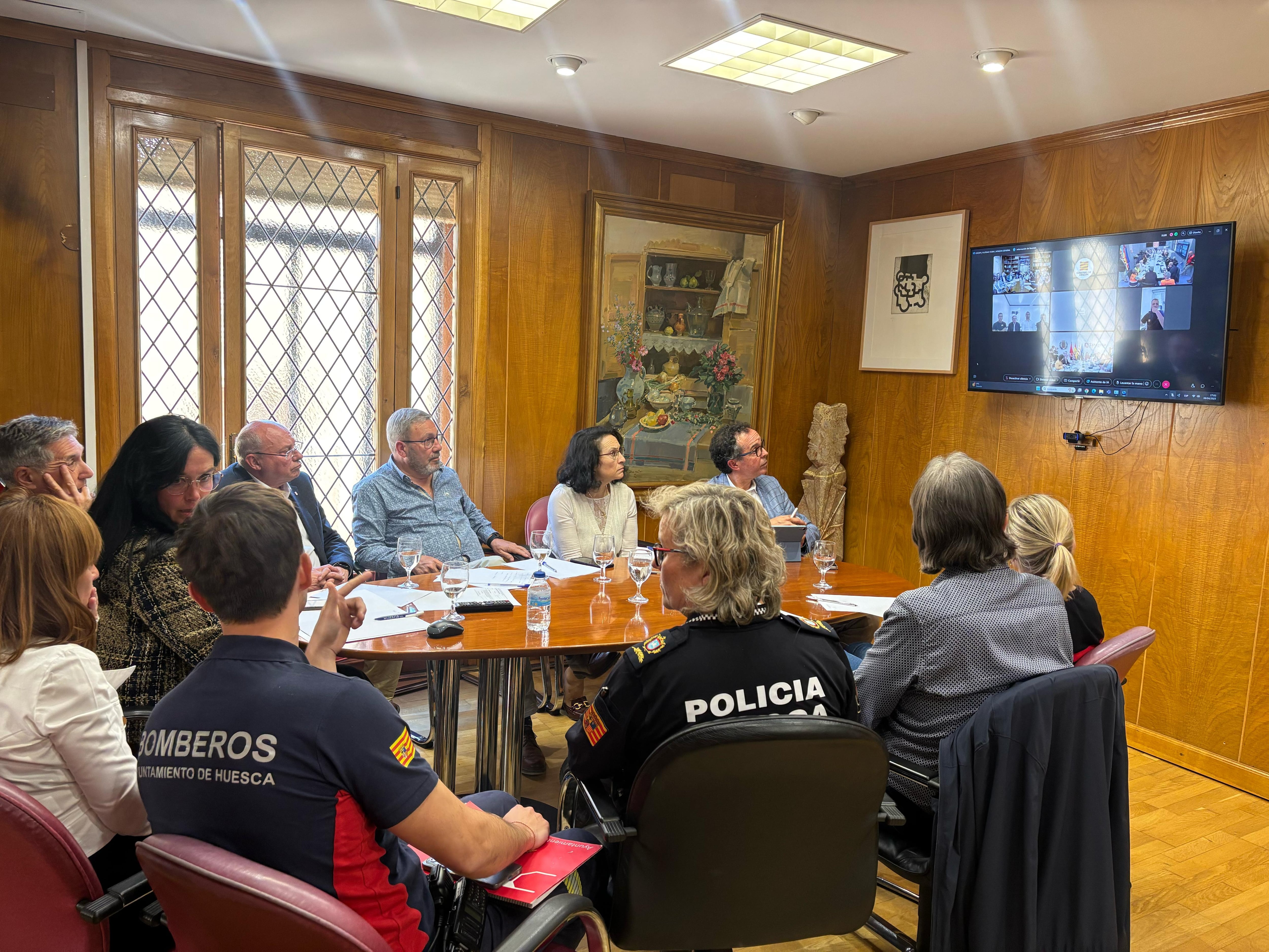 Representantes del Ayuntamiento de Huesca participaban en la reunión del CECOPI