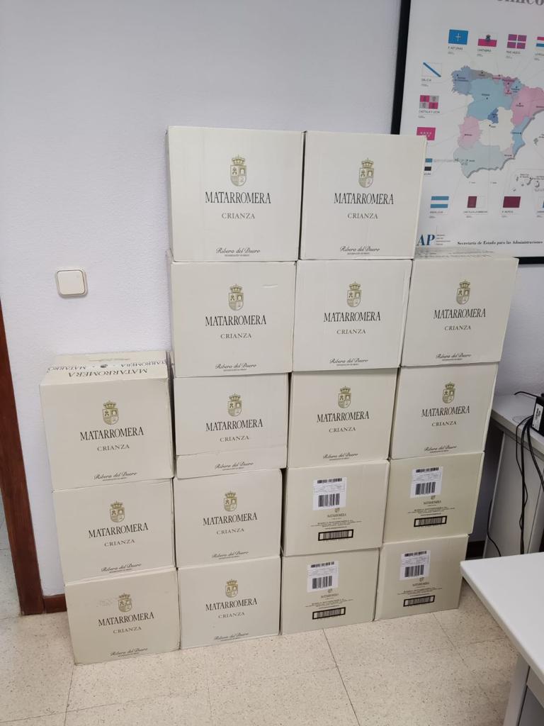 Las cajas de vino estaban en un restaurante de la capital