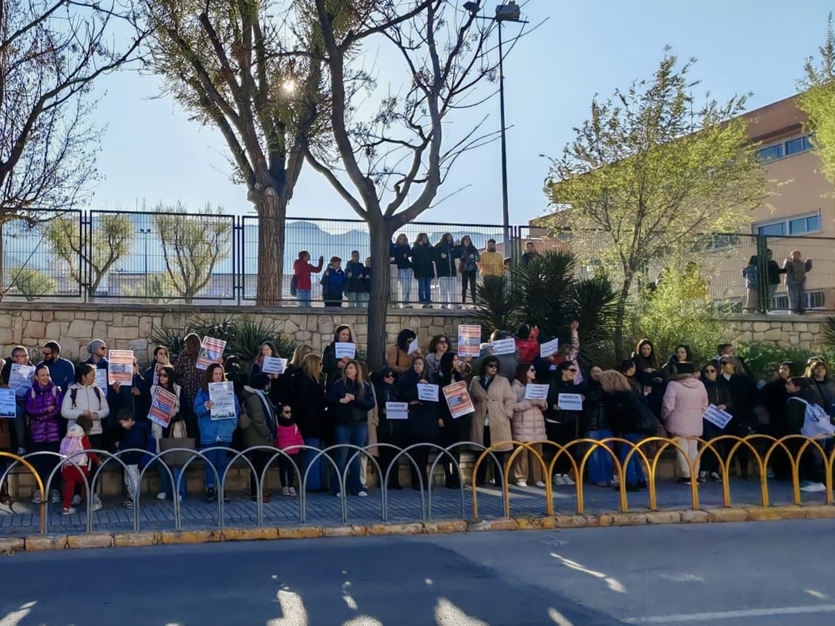 La Asamblea de Docentes de Villena convoca una manifestación el próximo lunes reivindicando mejoras laborales