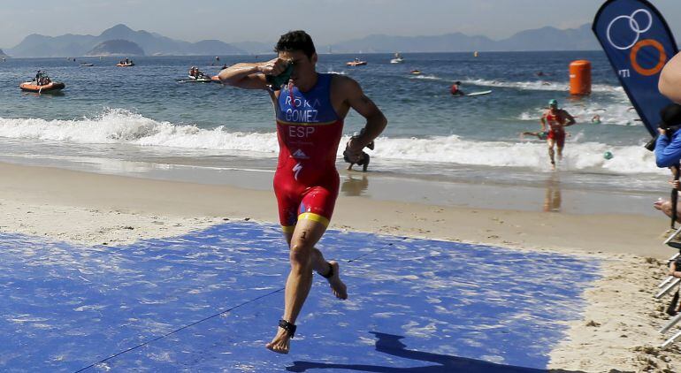 El triatleta ha logrado plaza para los Juegos de Río