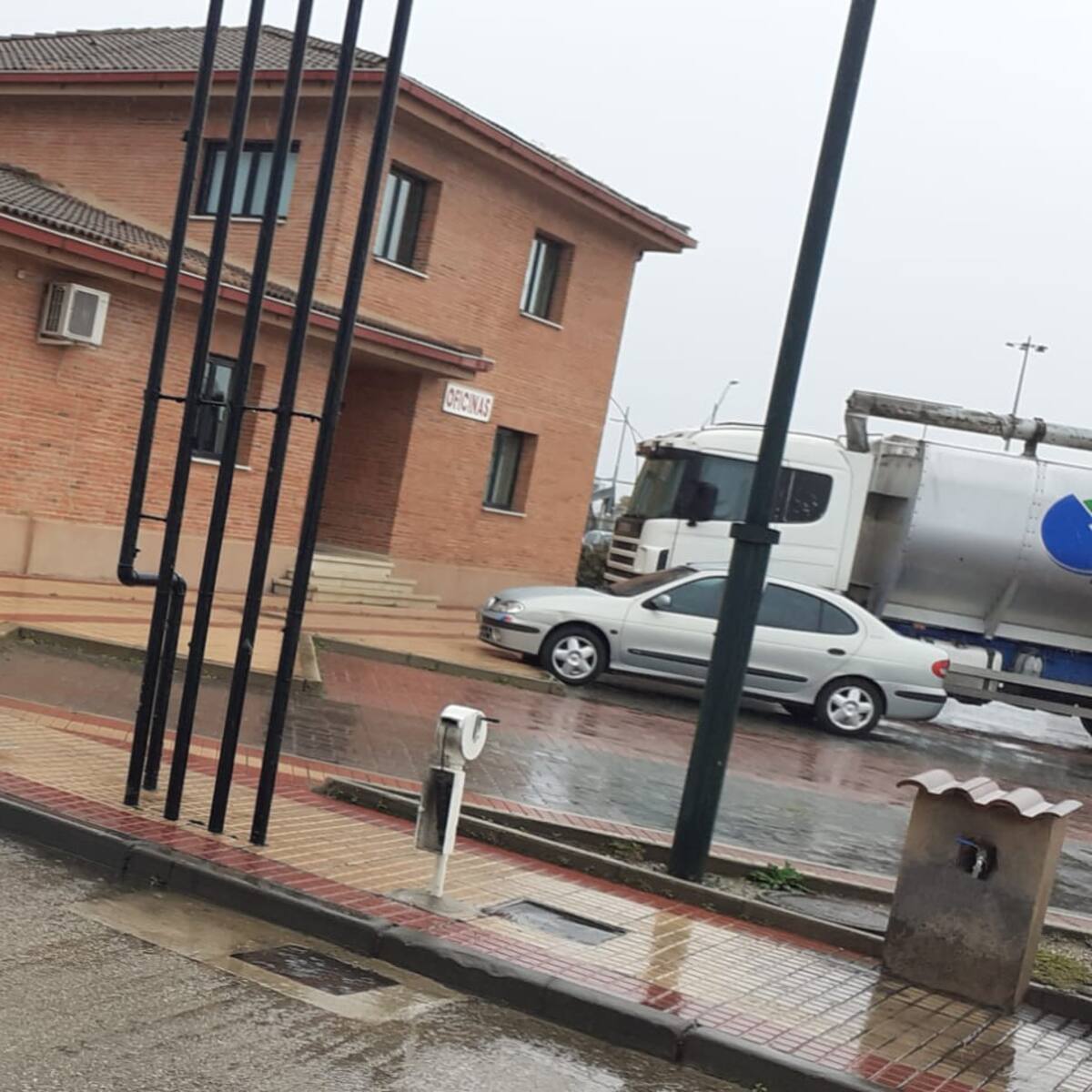 Un reglamento municipal para el aparcamiento de camiones