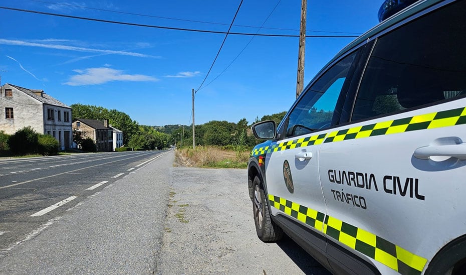 Un coche de la Guardia Civil de Tráfico en una imagen de archivo.