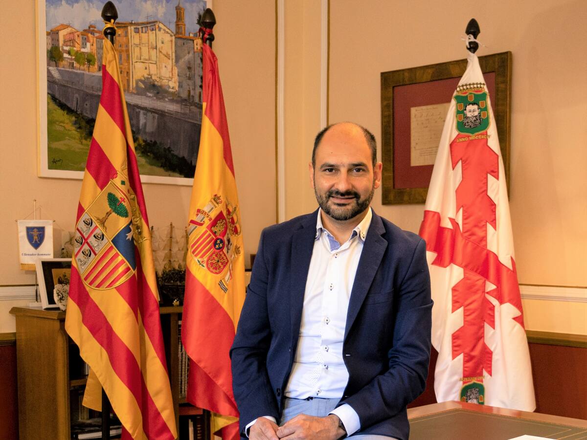 El alcalde abre las puertas de su despacho a todos los vecinos “para seguir mejorando Barbastro”