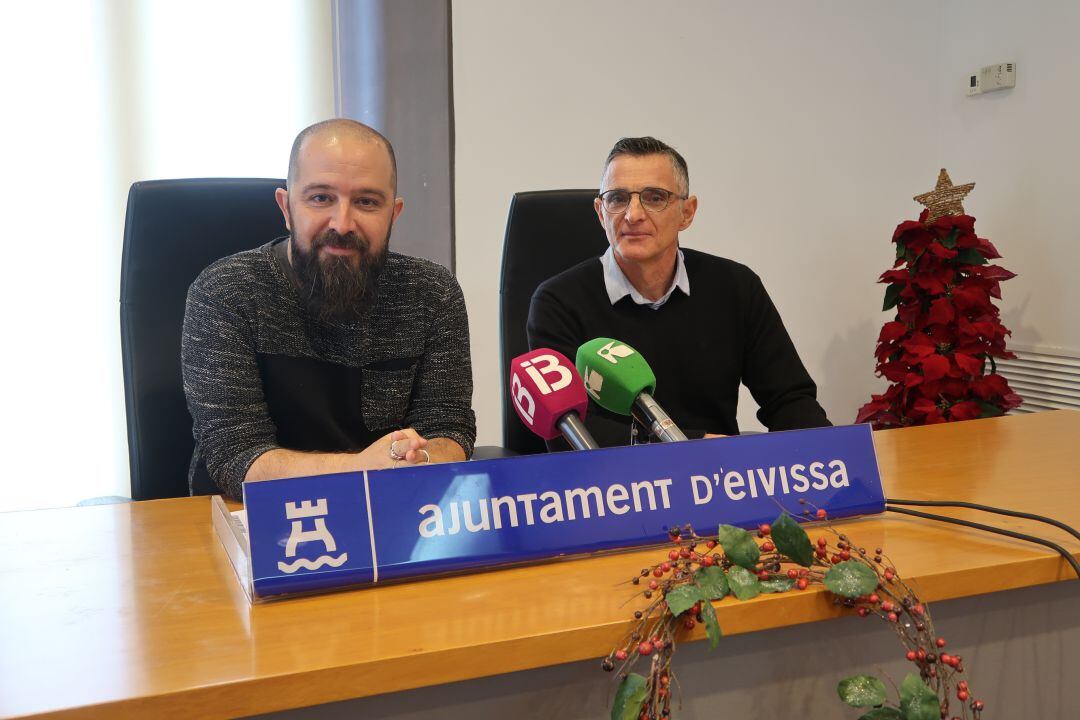 El concejal de Cultura junto al nuevo director de la Orquesta