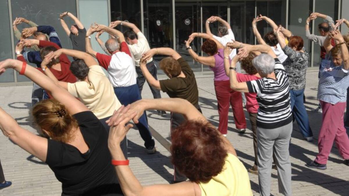 Cómo mantenerse en forma a partir de los 80 años y los beneficios que tiene