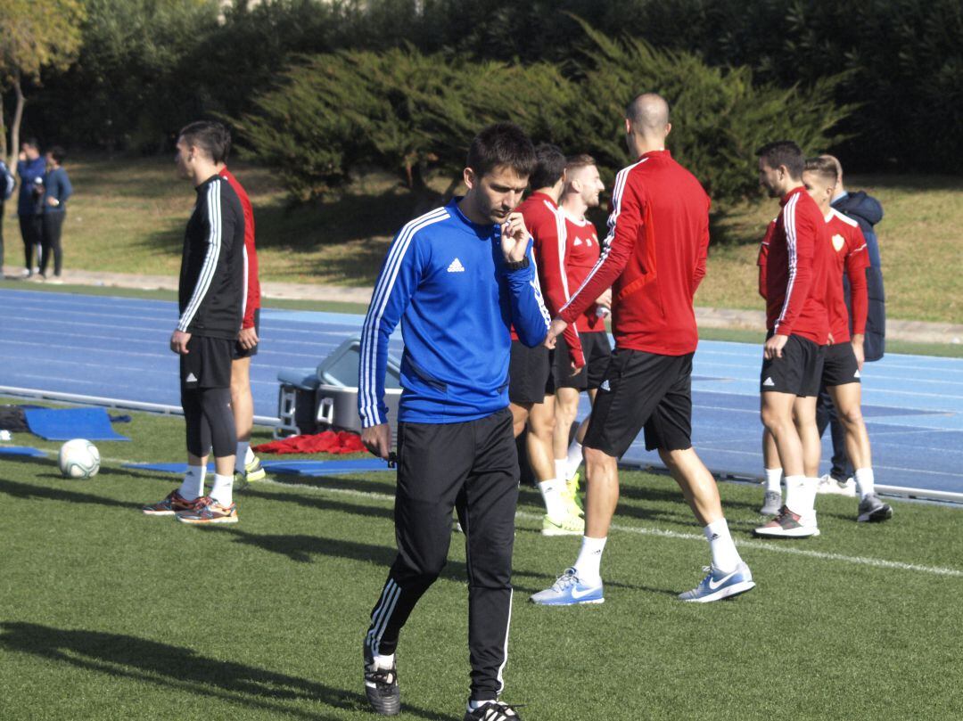 Javi Agenjo en un entrenamiento en el Anexo.