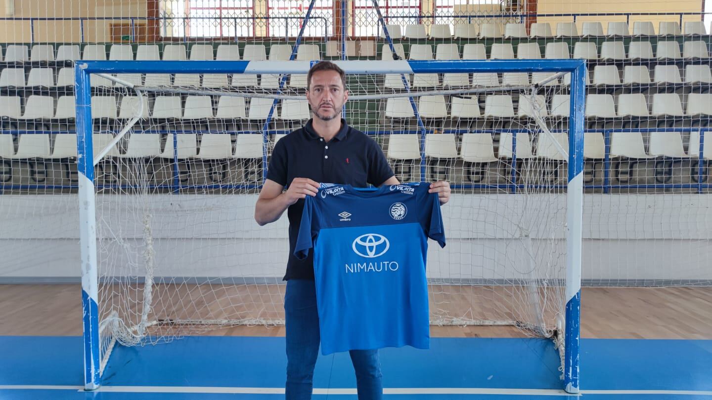 Francisco Javier Torres Clavijo ‘Isco’,el día de su presentación como entrenador del Xerez Toyota Nimauto