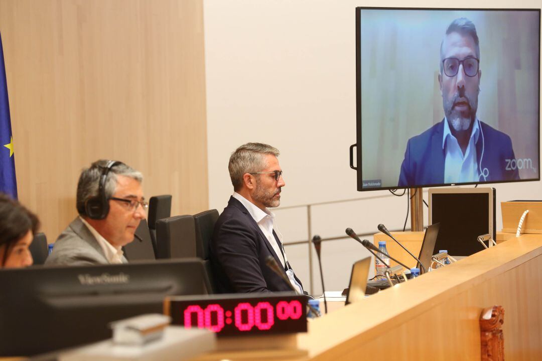 Salado y Maldonado en un momento del pleno provincial