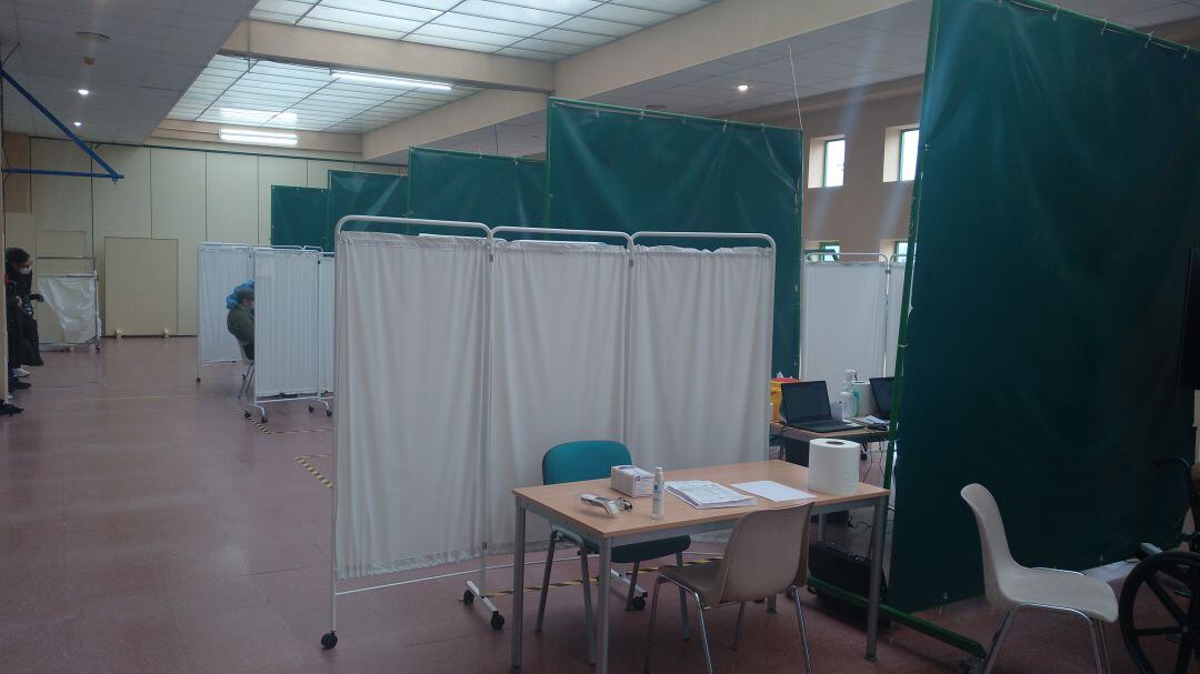 Vacunacion en el pabellón Pedro Delgado