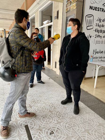 Cafetería Roibal abierta al público solo para pedidos para llevar.
